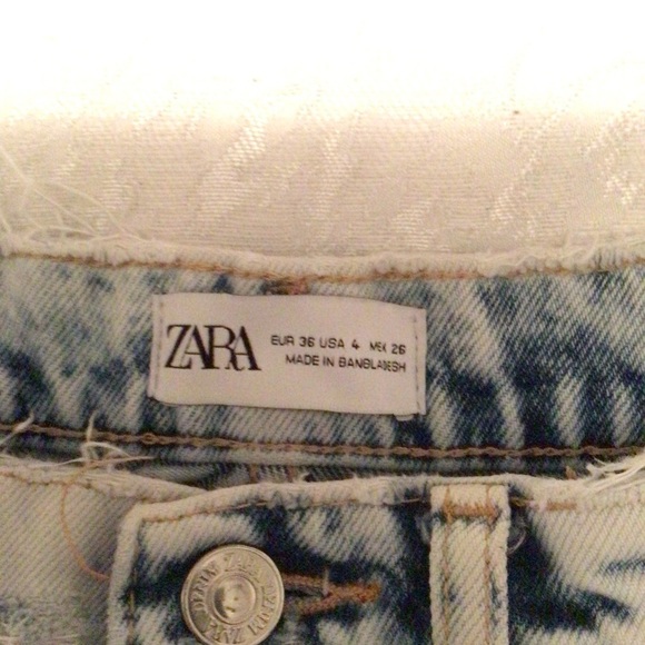 Zara Acid  Wash Denim Distressed Shorts - Picture 3 of 8